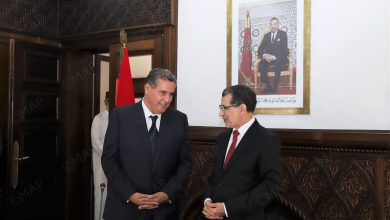 صورة تسليم السلط بين السيد سعد الدين العثماني ورئيس الحكومة الجديد السيد عزيز أخنوش