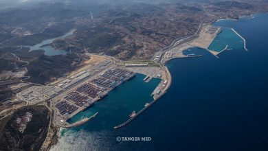صورة طنجة المتوسط : الأنشطة المينائية تواصل النمو والمركب المينائي يكرس ريادته بالمتوسط