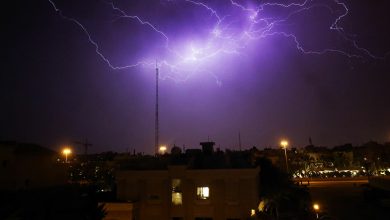 صورة إقليم قلعة السراغنة.. وفاة فتيين وإصابة 6 آخرين نتيجة صاعقة برق