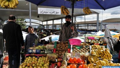 صورة الأسواق مزودة بشكل جيد من كل المواد الأساسية خلال شهر رمضان