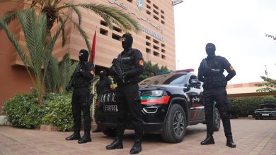 صورة توقيف تسعة أشخاص متورطون في تعنيف واحتجاز موظفي الشرطة بمراكش