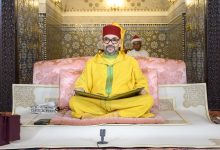 صورة أمير المؤمنين يترأس مساء اليوم الإثنين حفل إحياء ليلة القدر المباركة بالقصر الملكي العامر بالرباط (وزارة القصور الملكية والتشريفات والأوسمة)