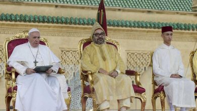 صورة جلالة الملك يهنئ قداسة البابا فرانسيس بمناسبة ذكرى اعتلائه الكرسي البابوي لحاضرة الفاتيكان