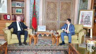 صورة السيد بوريطة يتباحث بالرباط مع مستشار الأمن القومي الإسرائيلي