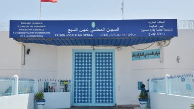 صورة السجين (ر.ش) أقدم على الانتحار شنقا داخل غرفته باستعمال غطاء السرير الخاص به (بيان توضيحي)
