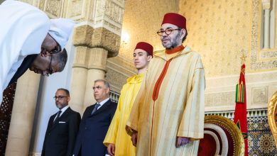 صورة جلالة الملك يستقبل الولاة والعمال الجدد المعينين بالإدارة الترابية والمركزية