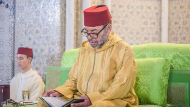 صورة أمير المؤمنين يترأس بمسجد حسان بالرباط حفلا دينيا إحياء لليلة المولد النبوي الشريف