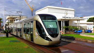 صورة ولادة مفاجئة داخل طرامواي الرباط–سلا