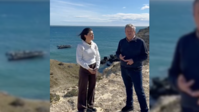 صورة عمدة بولبي يفضح بالفيديو وجود زوارق تهريب المخدرات قبالة سواحل ألميريا