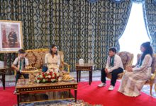 صورة بأمر من جلالة الملك، صاحبة السمو الملكي الأميرة للا مريم تستقبل الأطفال المقدسيين المشاركين في الدورة الـ 17 للمخيم الصيفي لوكالة بيت مال القدس الشريف